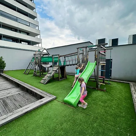 Zaliakalnio Terasos Apartamentai 2 4* קובנה