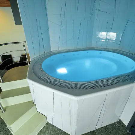 Hotel apartamentowy Zaliakalnio Terasos Apartamentai 2 *