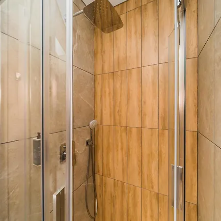 Ξενοδοχείο με διαμερίσματα Zaliakalnio Terasos Apartamentai 2 Κάουνας
