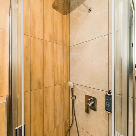 Zaliakalnio Terasos Apartamentai 2 מלון דירות קובנה